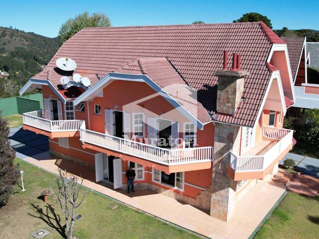 Casa para Venda em Campos do Jordão - 2