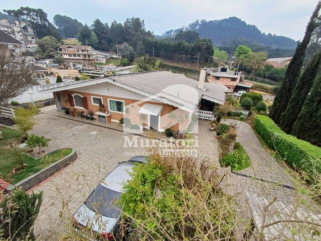#2561 - Casa para Venda em Campos do Jordão - SP
