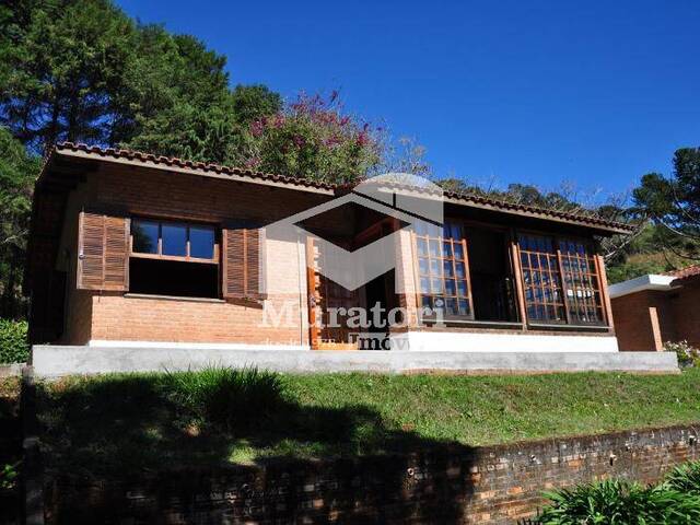 #2594 - Casa para Venda em Campos do Jordão - SP