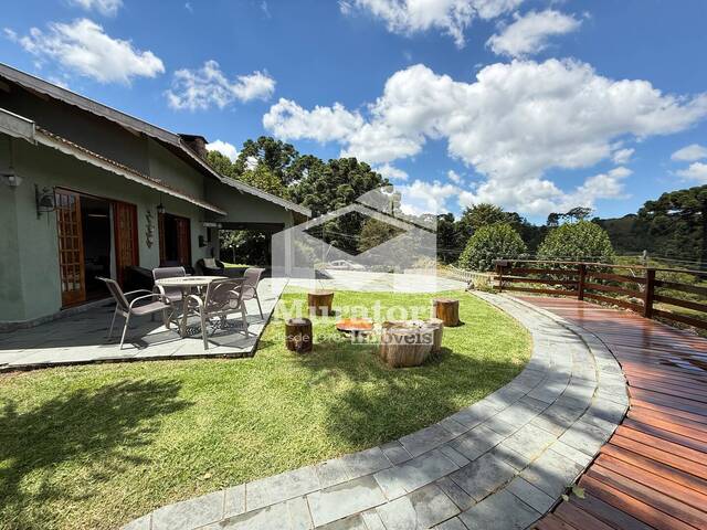 #2627 - Casa para Venda em Campos do Jordão - SP