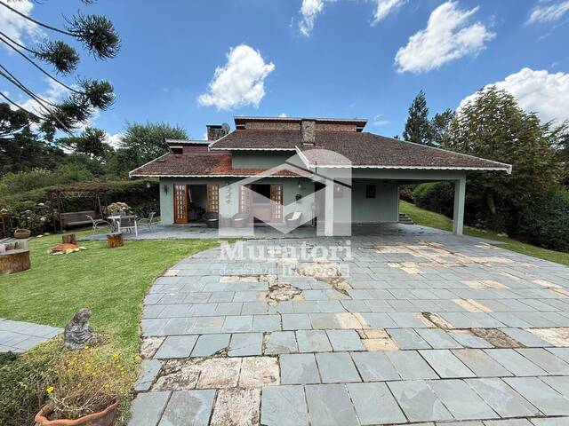 #2627 - Casa para Venda em Campos do Jordão - SP