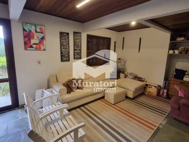 #2650 - Casa para Venda em Campos do Jordão - SP