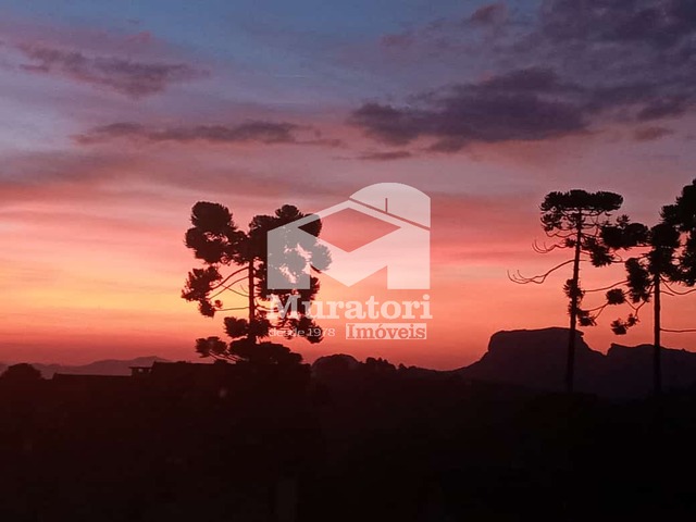 #2675 - Casa para Venda em Campos do Jordão - SP