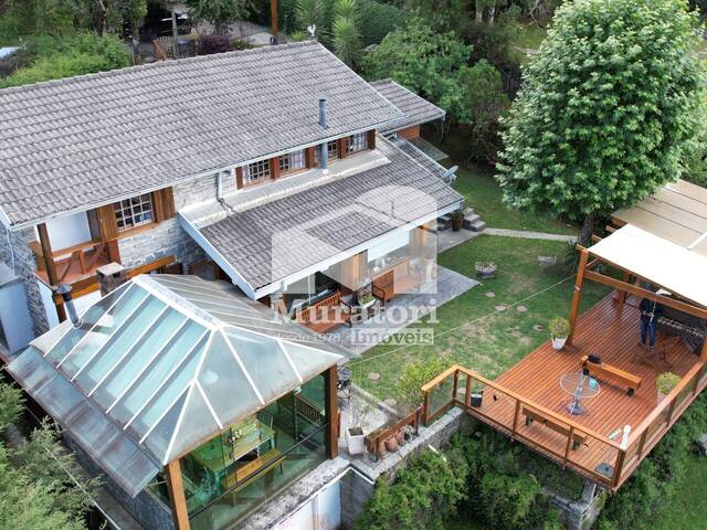 Casa para Venda em Campos do Jordão - 4