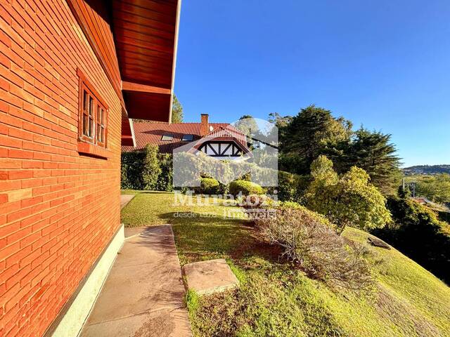 #2696 - Casa para Venda em Campos do Jordão - SP