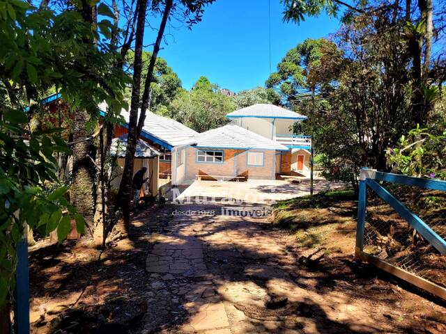 #2698 - Casa para Venda em Campos do Jordão - SP
