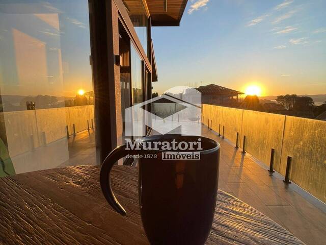 #2701 - Casa para Venda em Campos do Jordão - SP