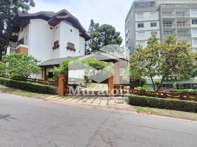 #2704 - Apartamento para Venda em Campos do Jordão - SP