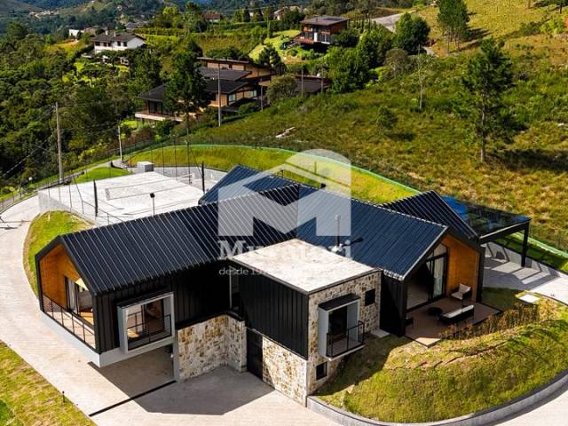 #2717 - Casa em condomínio para Venda em Campos do Jordão - SP