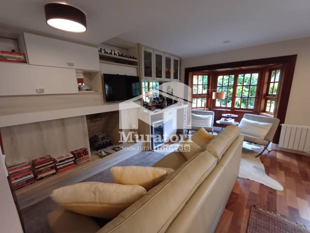 #2723 - Casa em condomínio para Venda em Campos do Jordão - SP