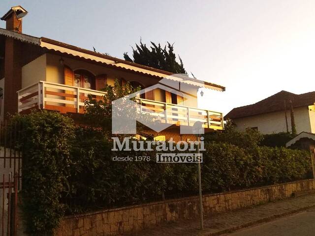 #2735 - Casa para Venda em Campos do Jordão - SP