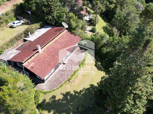 Casa para Venda em Campos do Jordão - 4