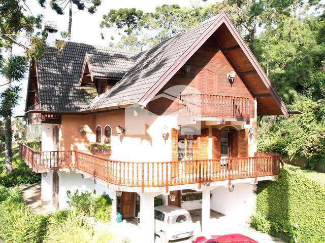 #2758 - Casa para Venda em Campos do Jordão - SP