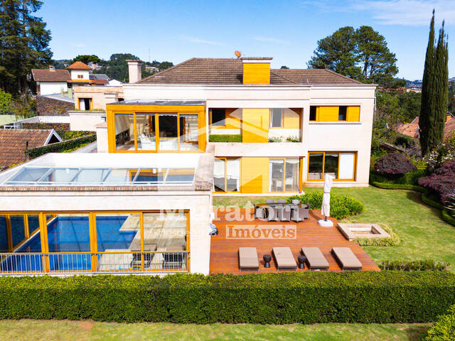 Casa para Venda em Campos do Jordão - 3
