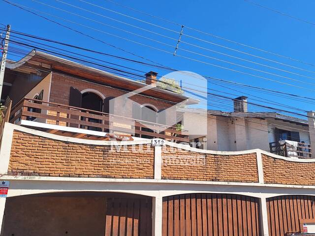 Casa para Venda em Campos do Jordão - 2