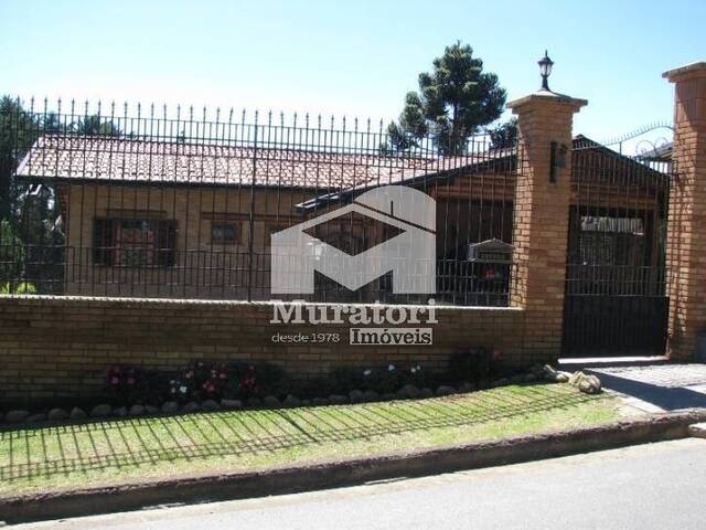 #1374 - Casa para Venda em Campos do Jordão - SP