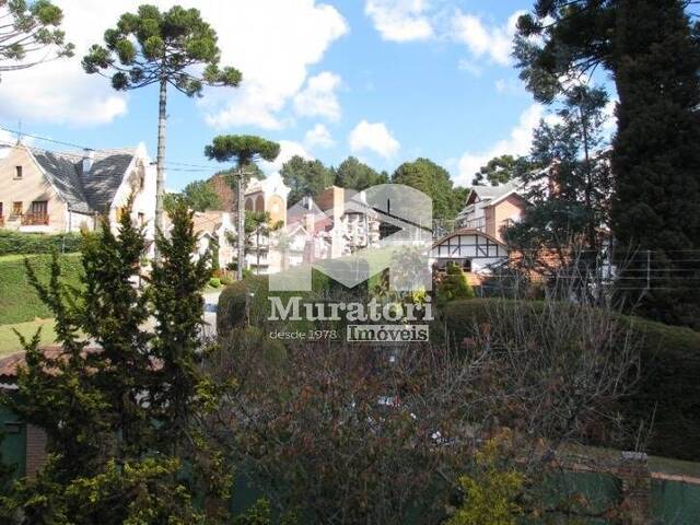 #1582 - Casa para Venda em Campos do Jordão - SP