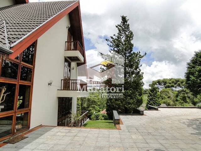 #1646 - Casa para Venda em Campos do Jordão - SP