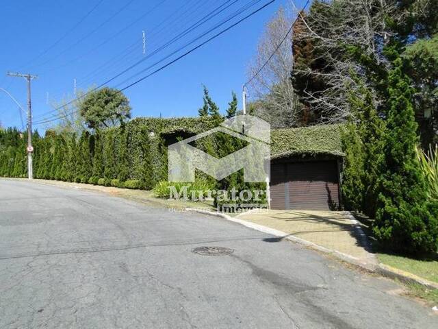 #1733 - Casa para Venda em Campos do Jordão - SP